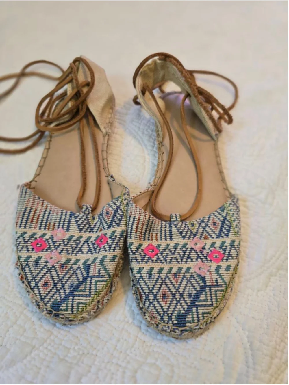 Unbranded step into